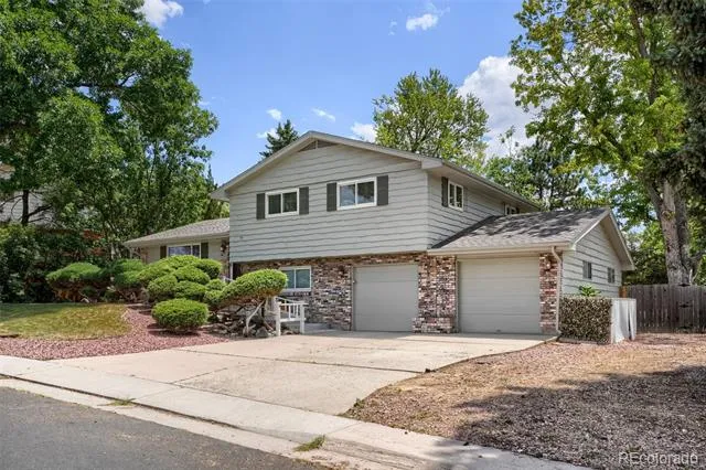 1260 E Easter Avenue Centennial, CO 80122