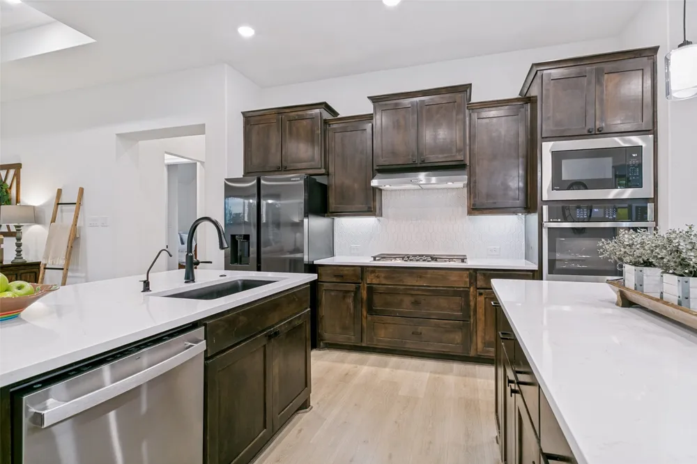 216 BIG SKY CIRCLE Northlake, TX 76226