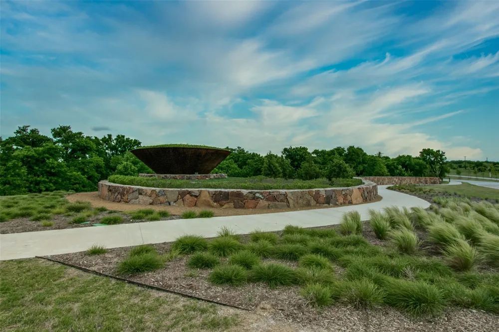 216 BIG SKY CIRCLE Northlake, TX 76226