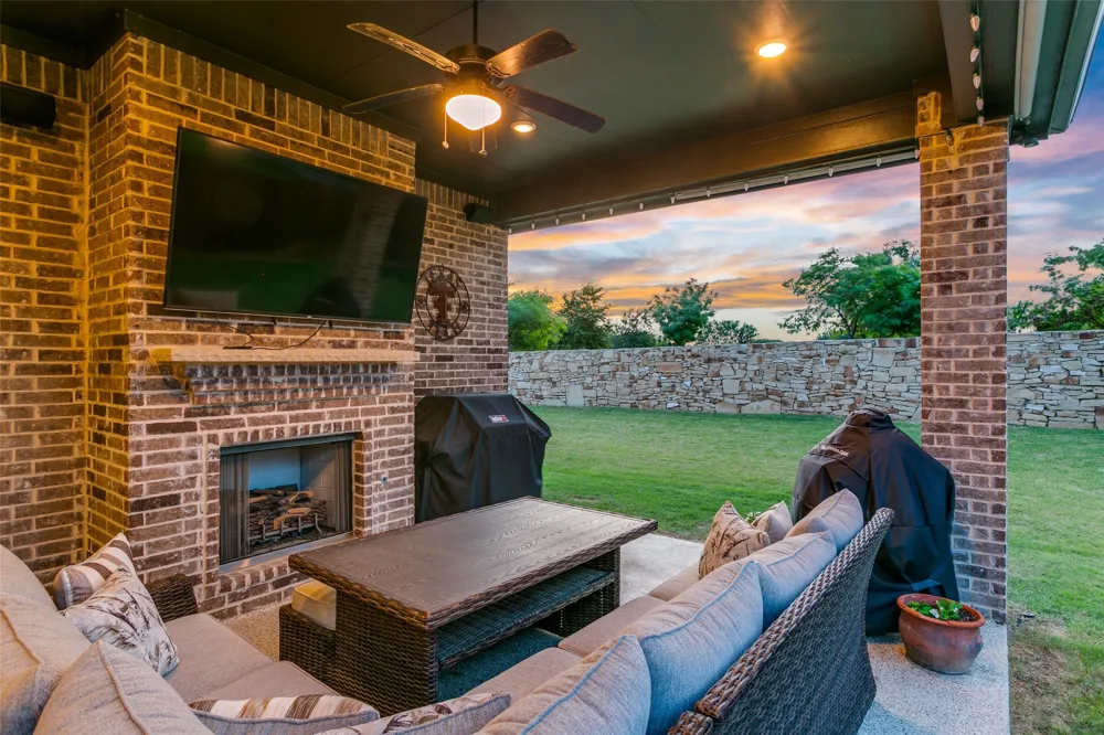 216 BIG SKY CIRCLE Northlake, TX 76226