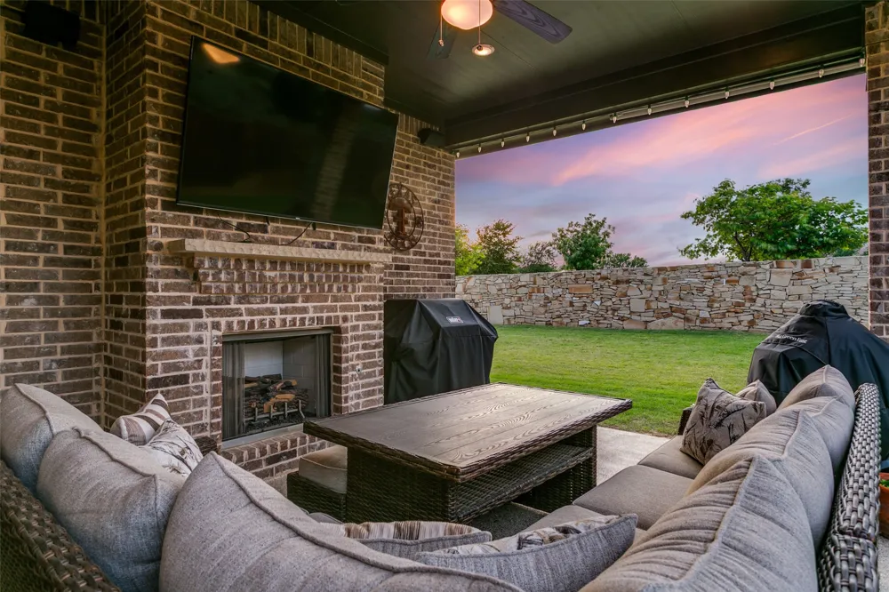 216 BIG SKY CIRCLE Northlake, TX 76226