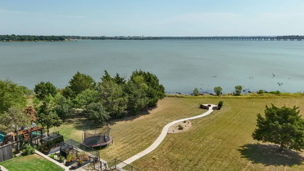 4016 Stone Haven Drive Garland, TX 75043