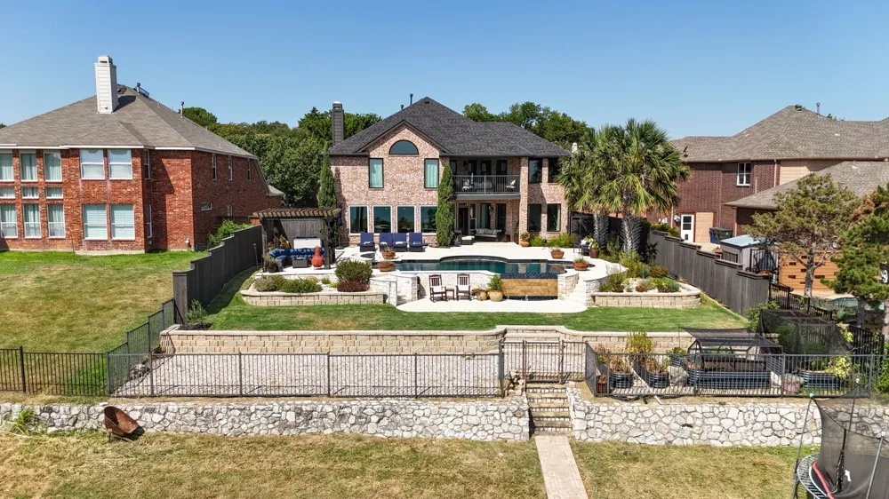 4016 Stone Haven Drive Garland, TX 75043