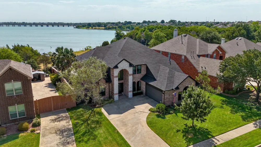 4016 Stone Haven Drive Garland, TX 75043