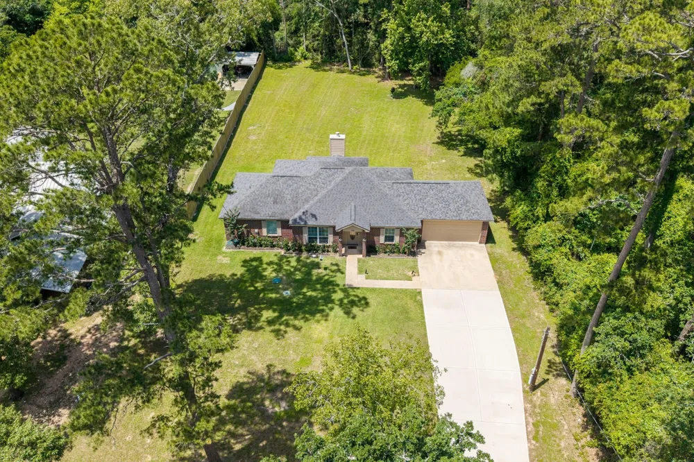 198 Oak Hollow Boulevard Magnolia, TX 77355