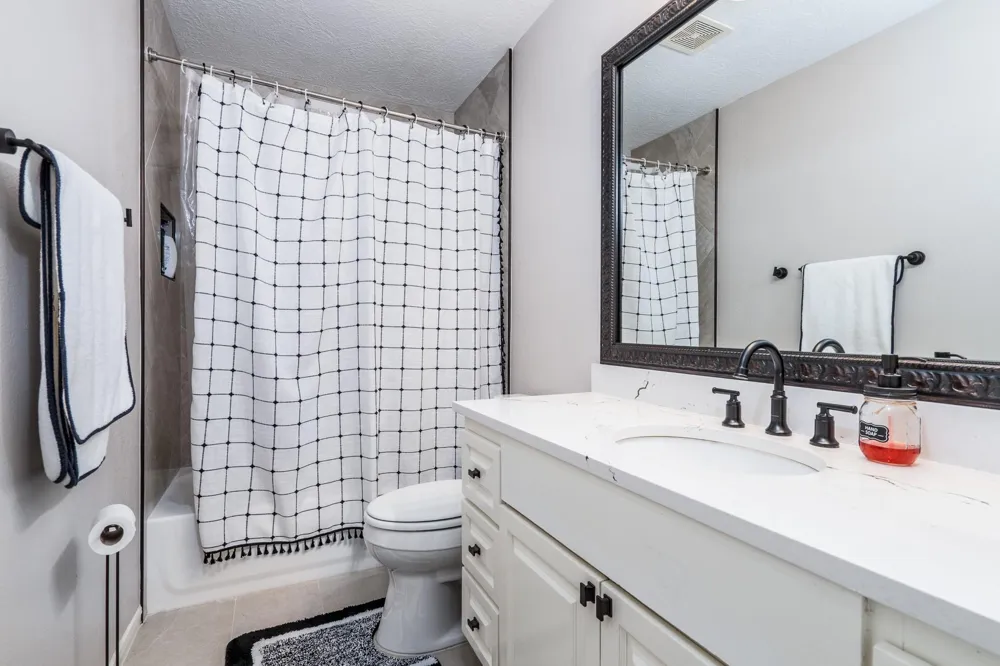 198 Oak Hollow Boulevard Magnolia, TX 77355