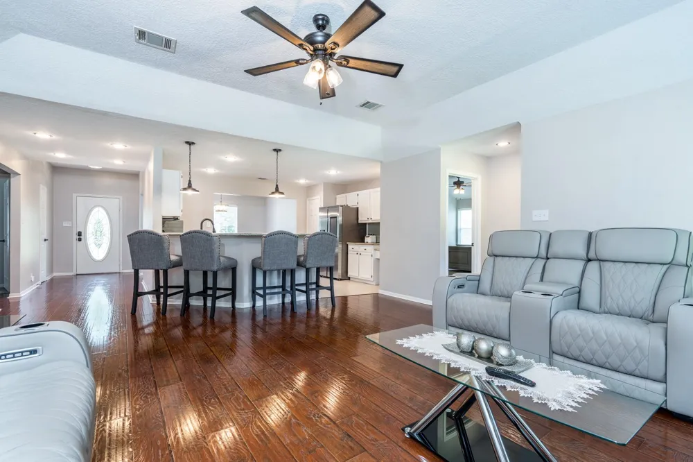 198 Oak Hollow Boulevard Magnolia, TX 77355