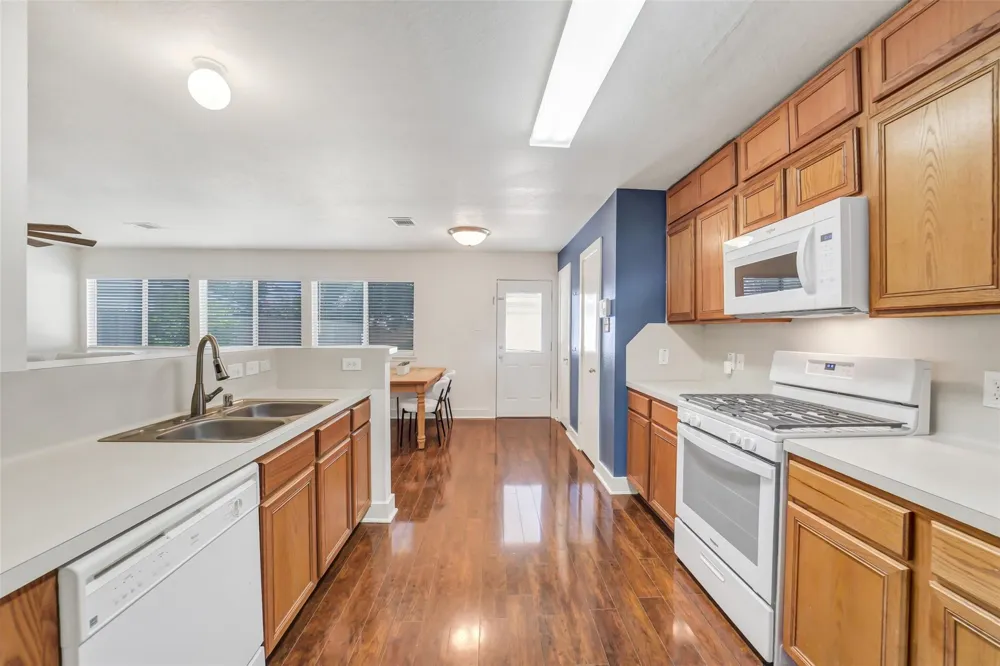 19819 Crested Hill Lane Cypress, TX 77433