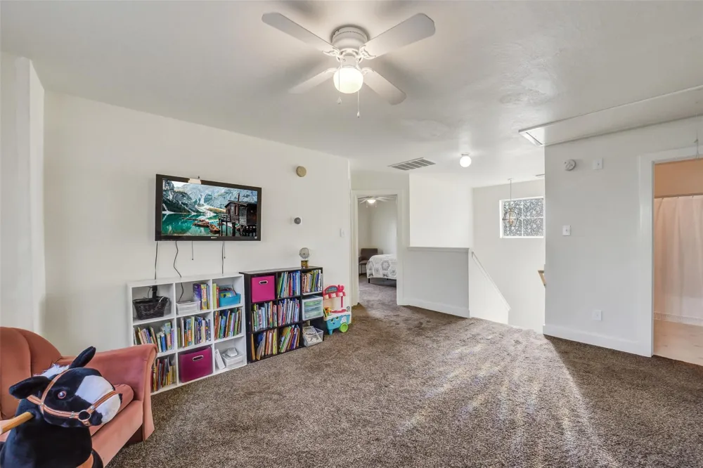 19819 Crested Hill Lane Cypress, TX 77433