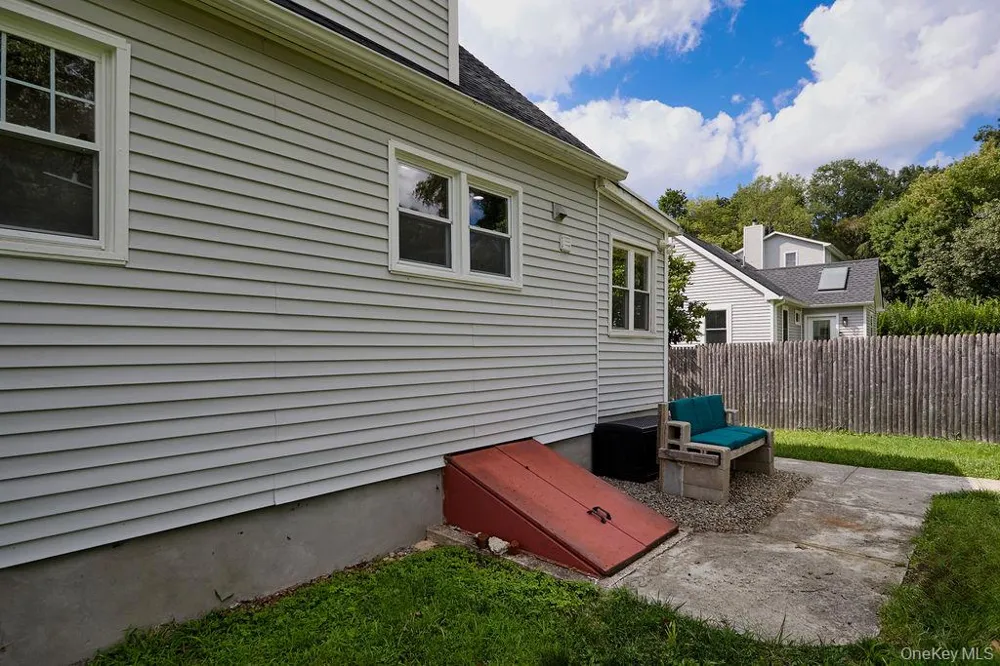 90 Walnut Road Lake Peekskill, NY 10537