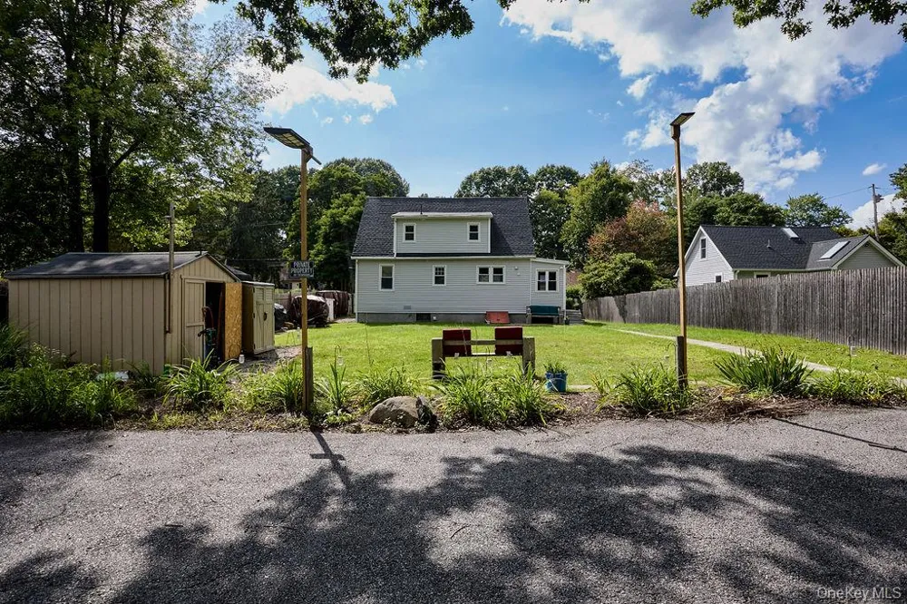 90 Walnut Road Lake Peekskill, NY 10537