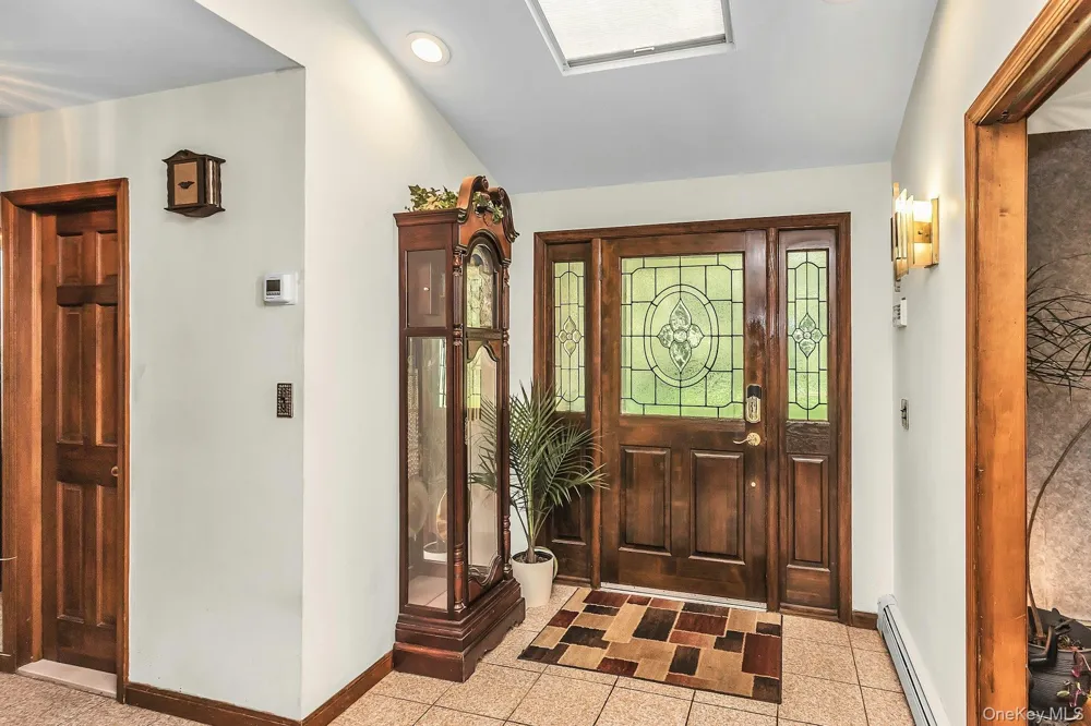 188 Daly Road East Northport, NY 11731