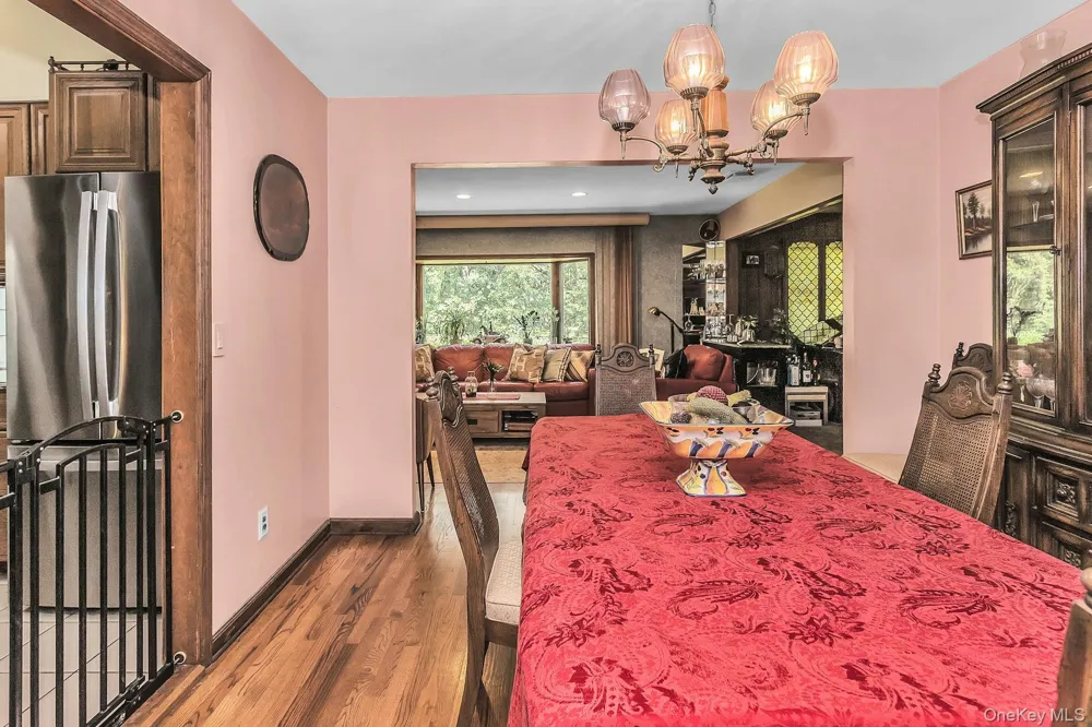 188 Daly Road East Northport, NY 11731