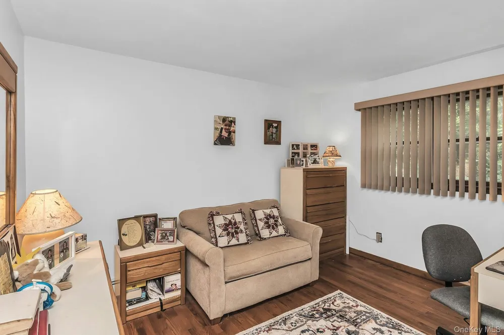 188 Daly Road East Northport, NY 11731