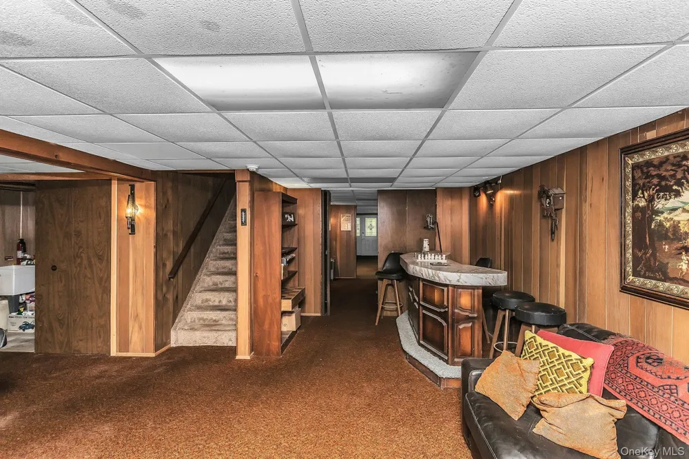 188 Daly Road East Northport, NY 11731