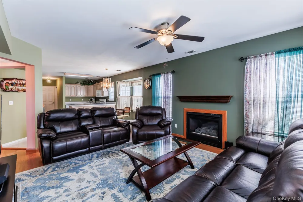 619 Spring Lake Drive Middle Island, NY 11953