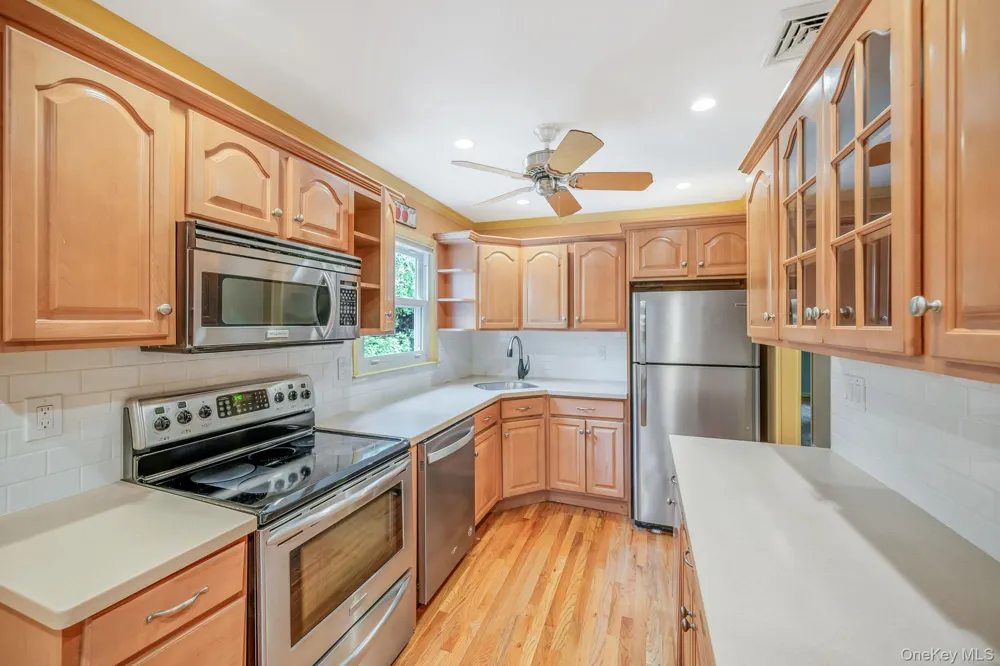 25 Rosedale Road Sound Beach, NY 11789