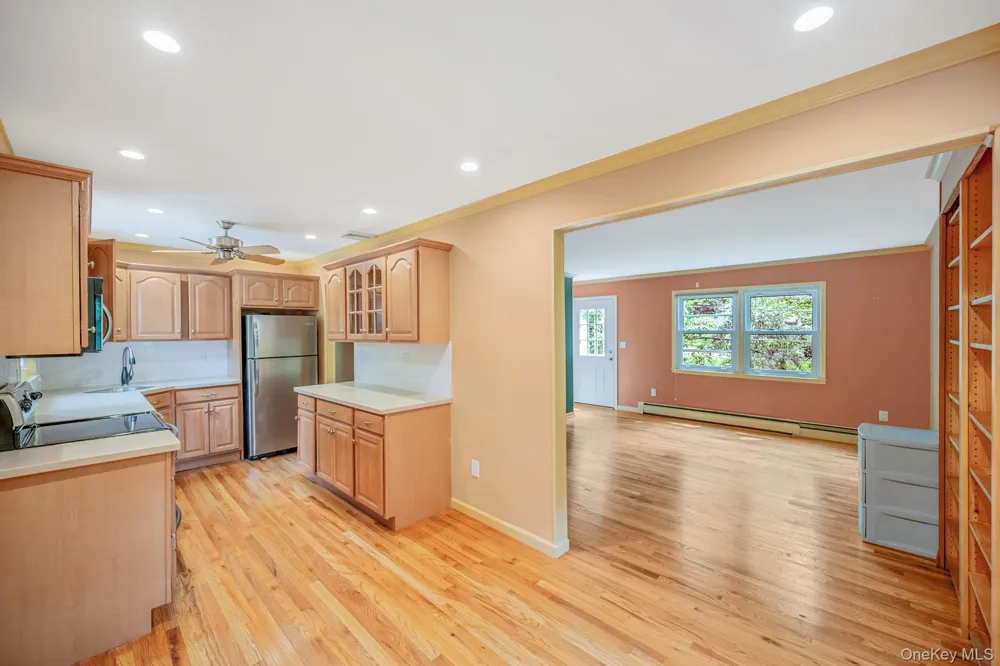25 Rosedale Road Sound Beach, NY 11789