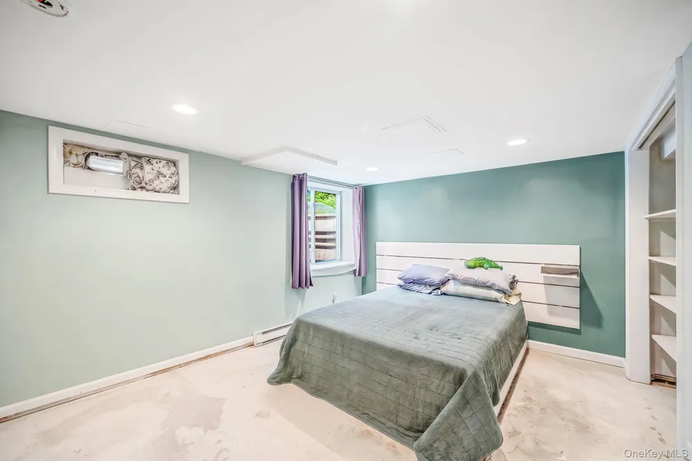 25 Rosedale Road Sound Beach, NY 11789