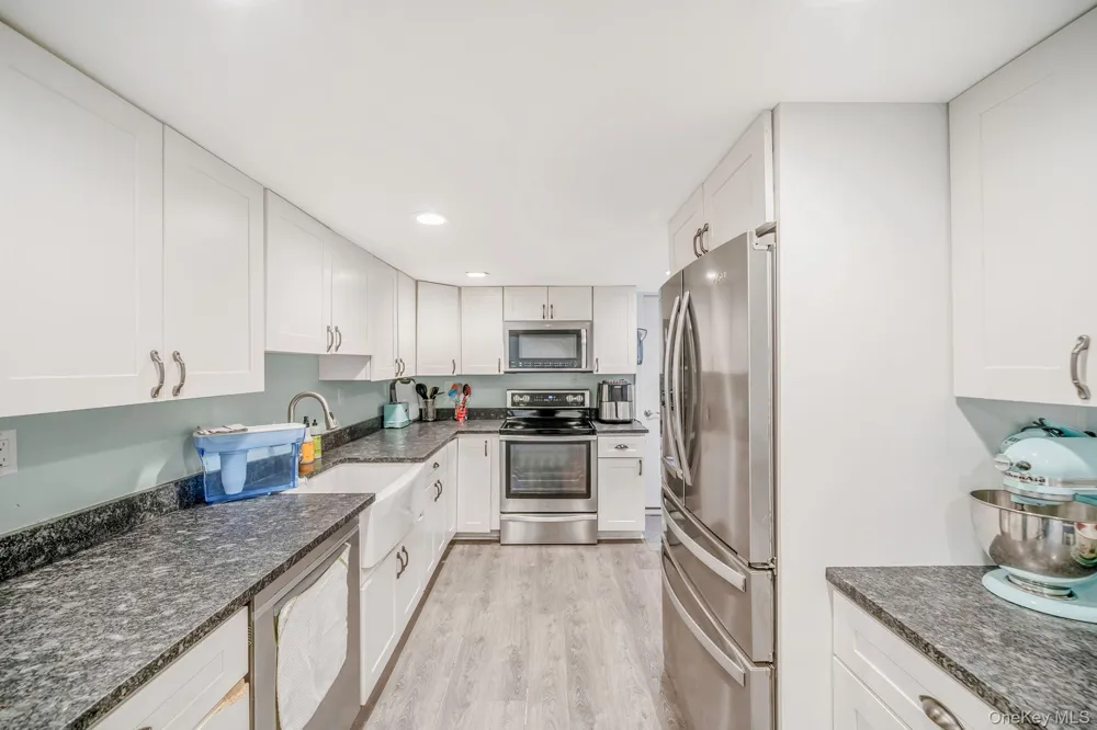25 Rosedale Road Sound Beach, NY 11789