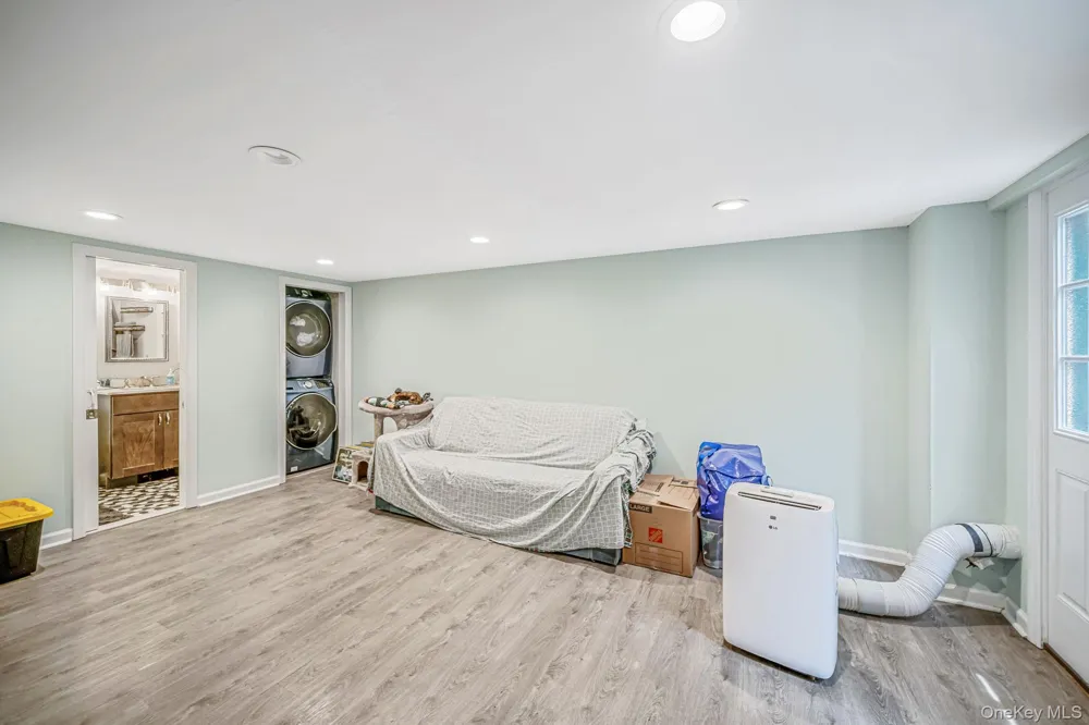 25 Rosedale Road Sound Beach, NY 11789