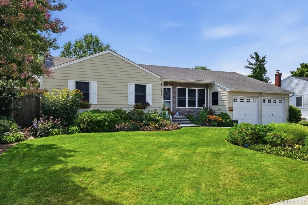 1 Wheeler Court Deer Park, NY 11729