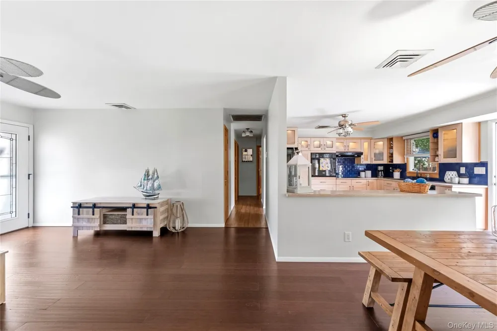 1 Wheeler Court Deer Park, NY 11729