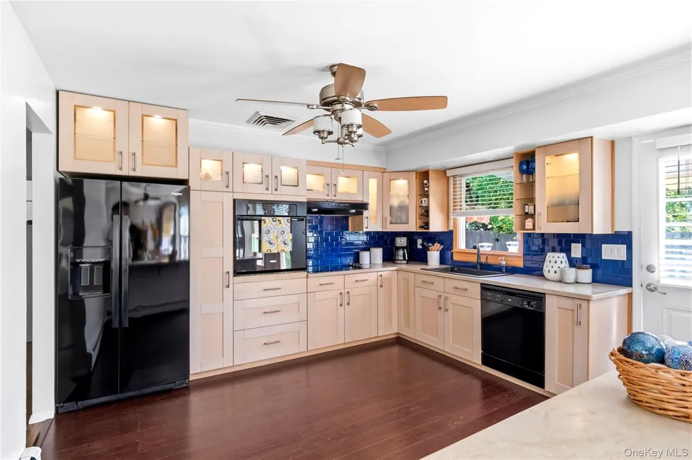 1 Wheeler Court Deer Park, NY 11729