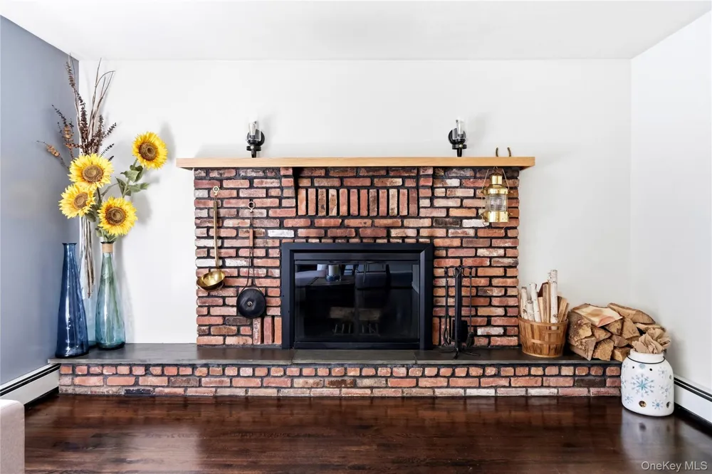 1 Wheeler Court Deer Park, NY 11729
