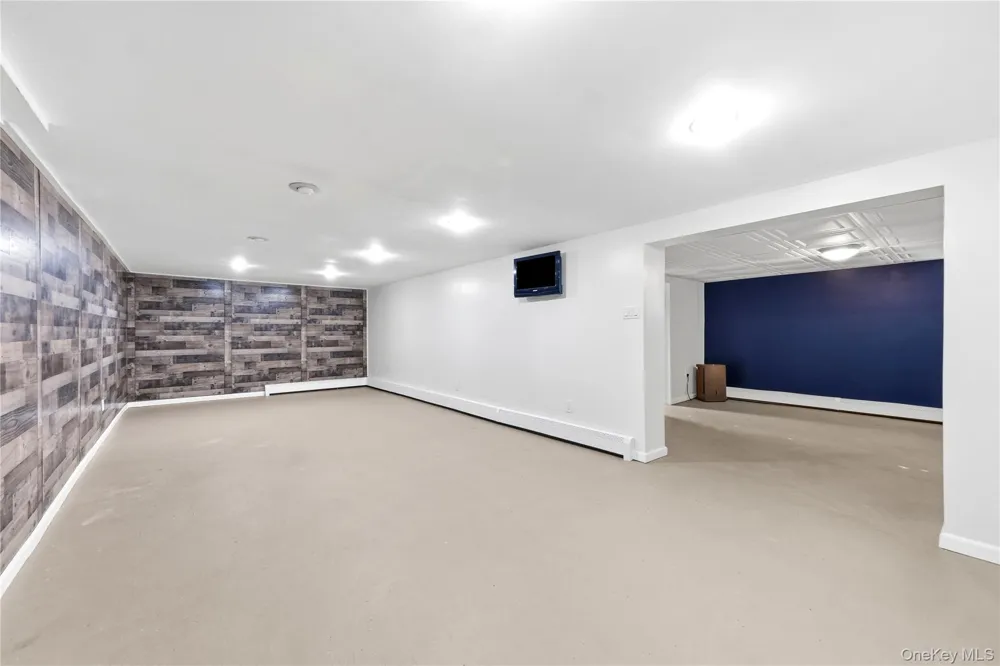 1 Wheeler Court Deer Park, NY 11729