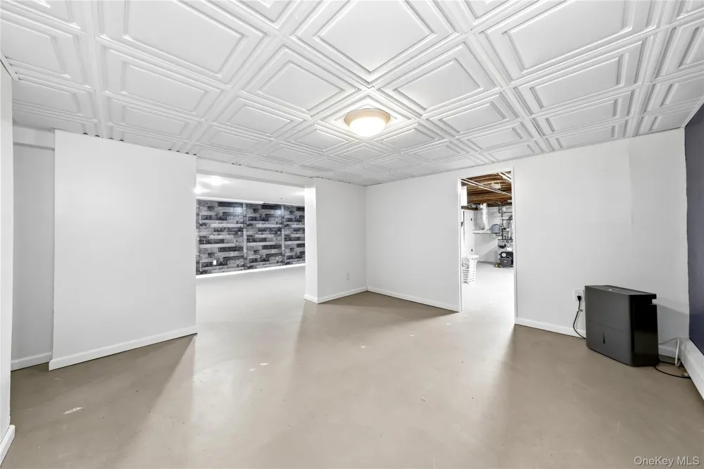 1 Wheeler Court Deer Park, NY 11729
