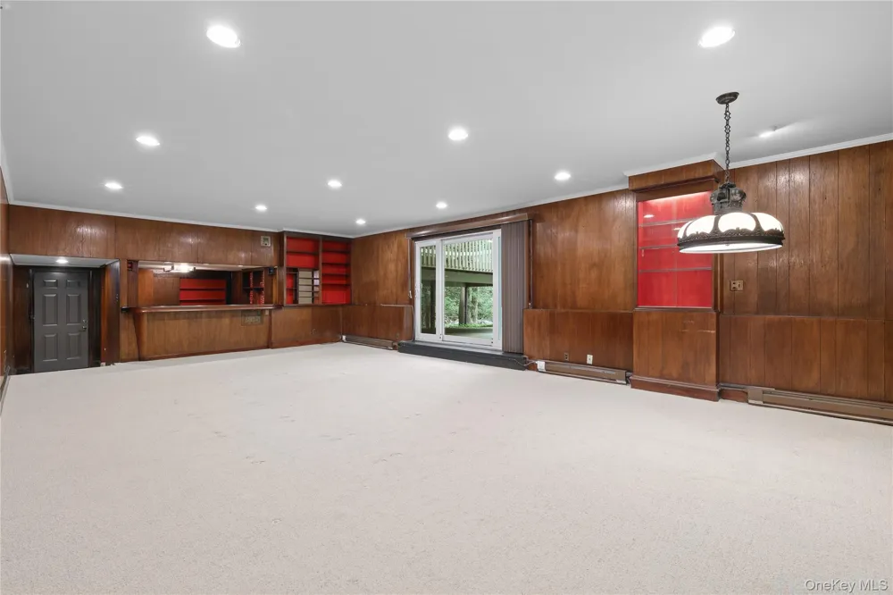 21 Iroquois Trail Harrison, NY 10528