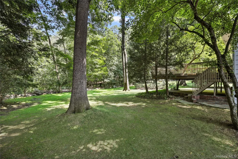 21 Iroquois Trail Harrison, NY 10528