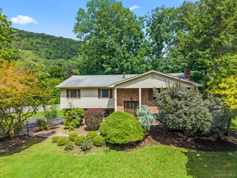 44 Palisades Court