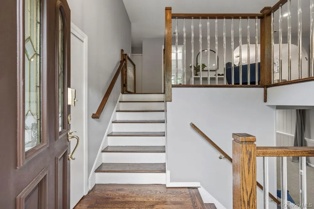 44 Palisades Court Pomona, NY 10970