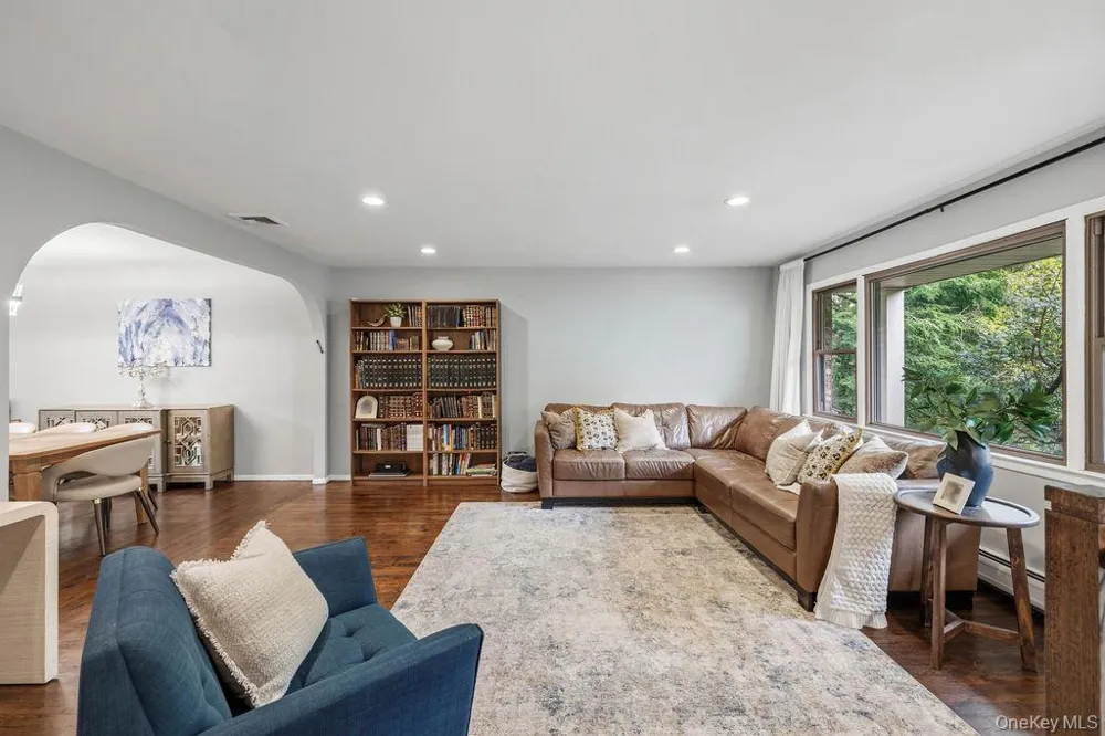 44 Palisades Court Pomona, NY 10970