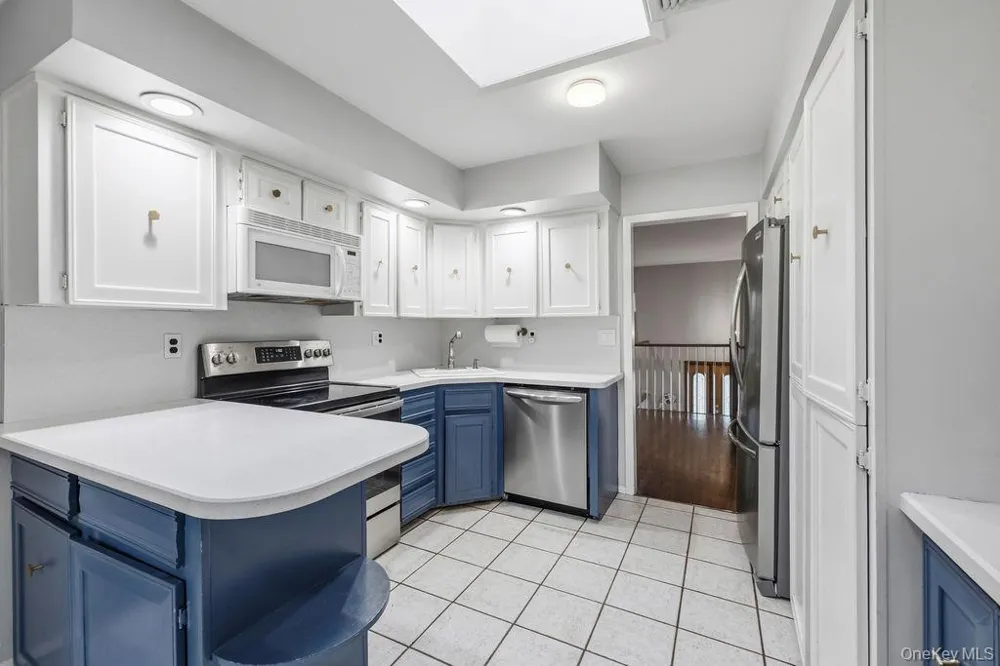 44 Palisades Court Pomona, NY 10970