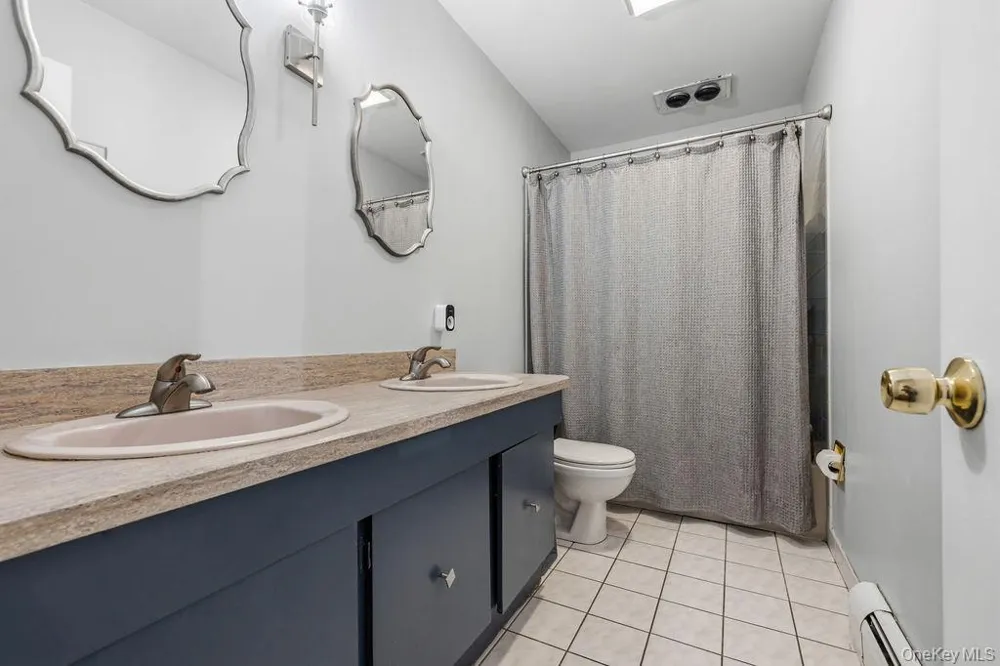 44 Palisades Court Pomona, NY 10970