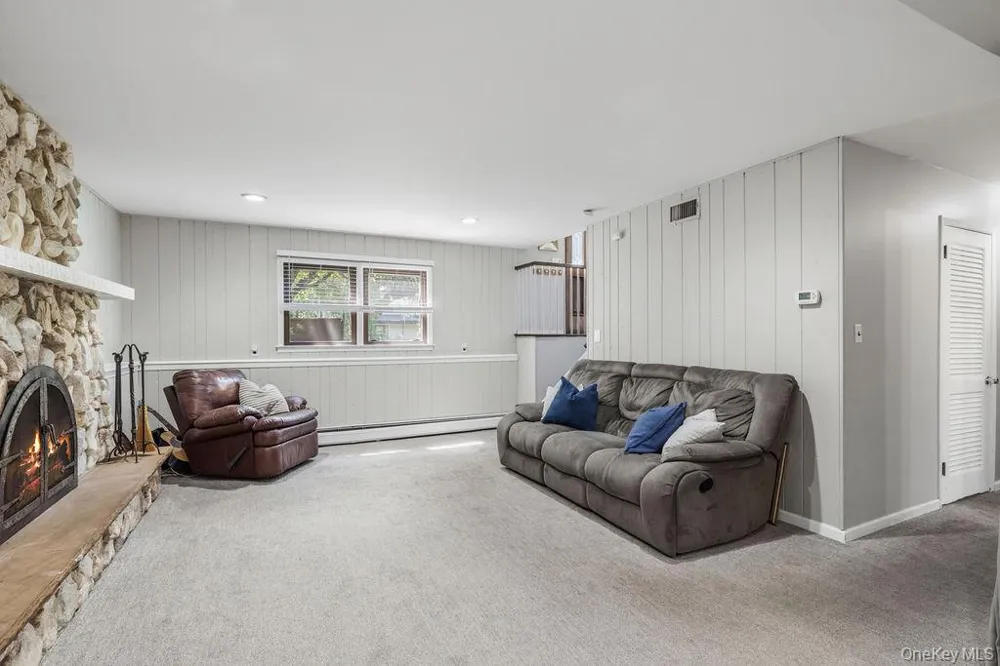 44 Palisades Court Pomona, NY 10970