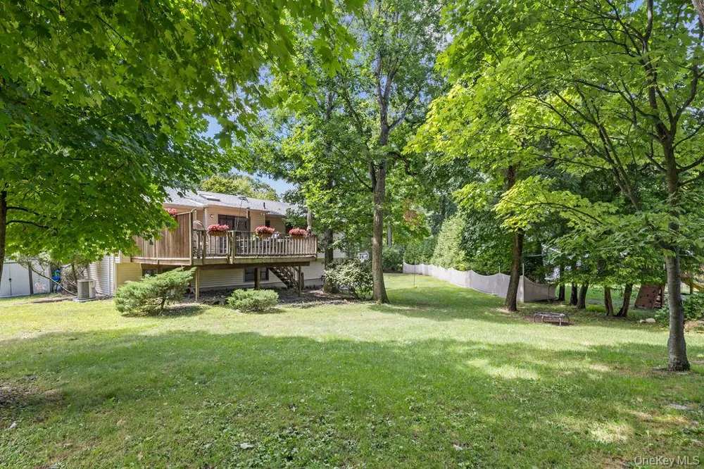 44 Palisades Court Pomona, NY 10970