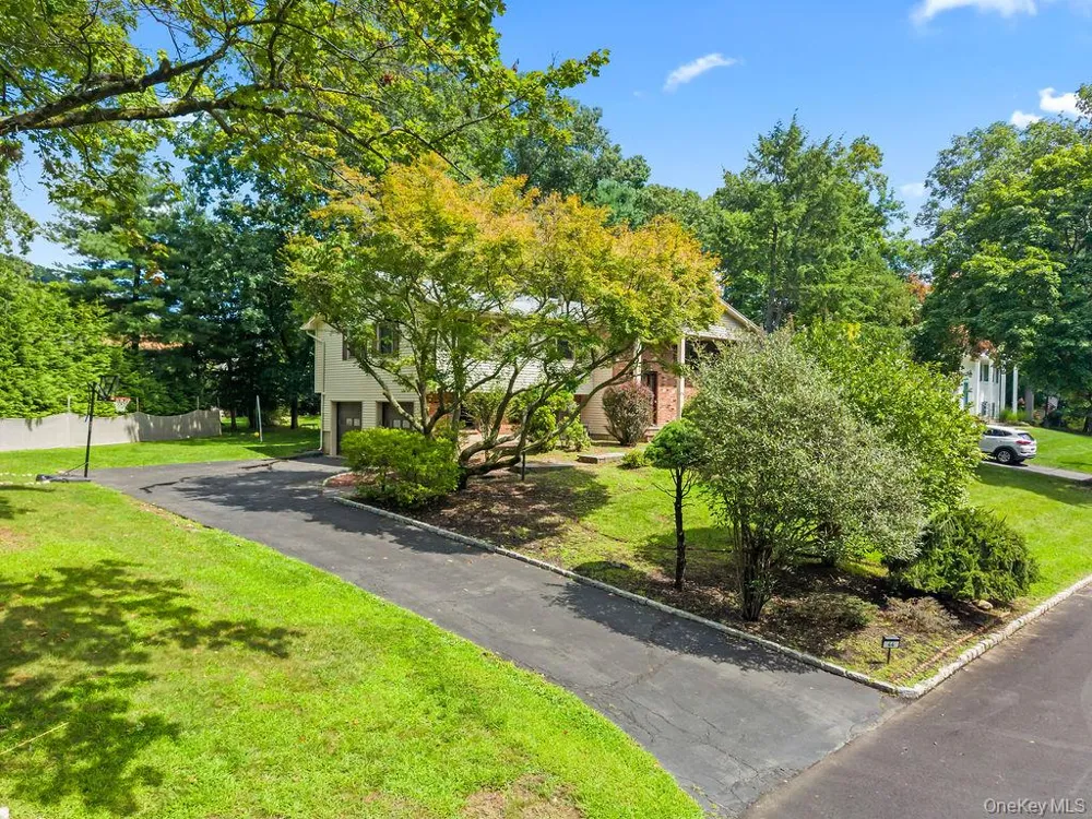 44 Palisades Court Pomona, NY 10970