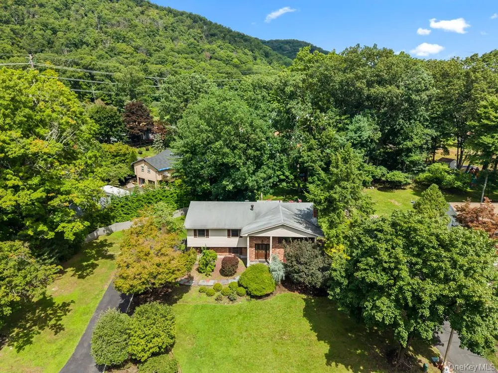 44 Palisades Court Pomona, NY 10970