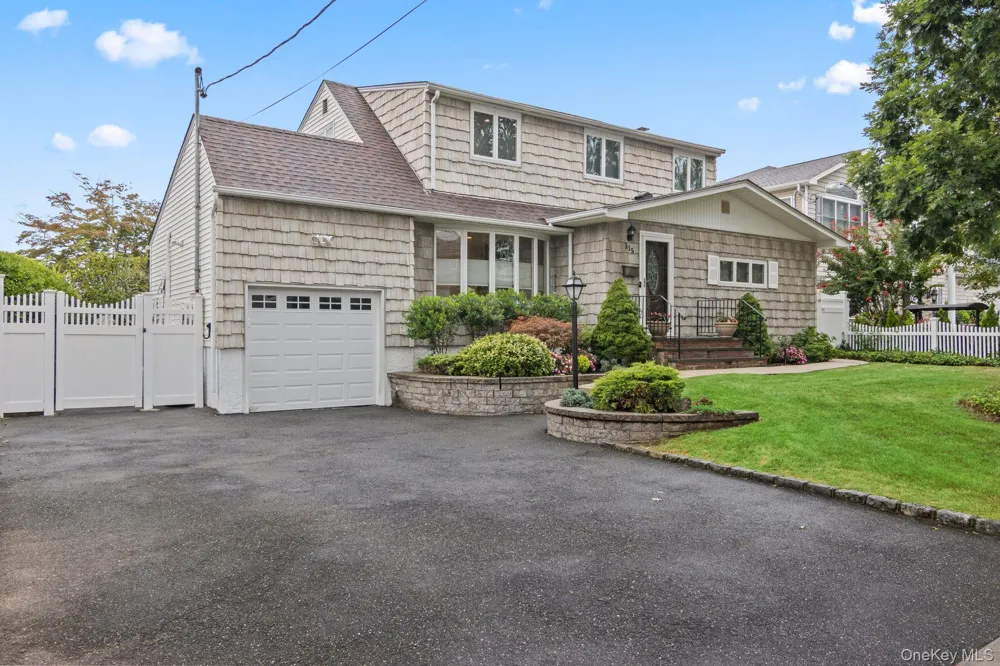 115 John Street Massapequa, NY 11758