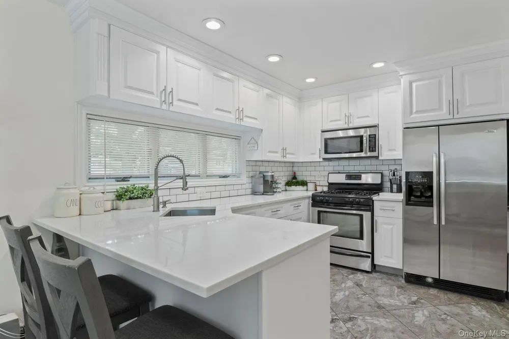 115 John Street Massapequa, NY 11758