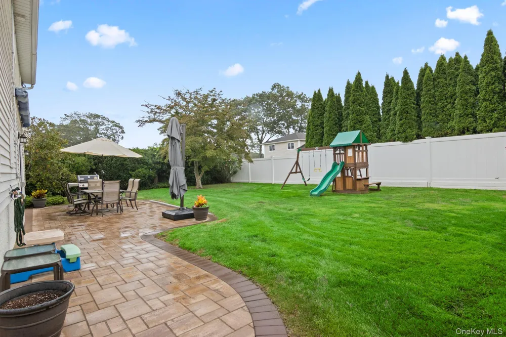 115 John Street Massapequa, NY 11758
