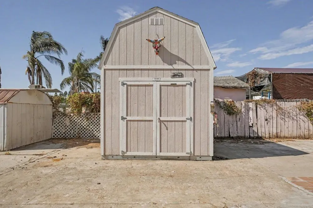632 Claydelle Avenue El Cajon, CA 92020