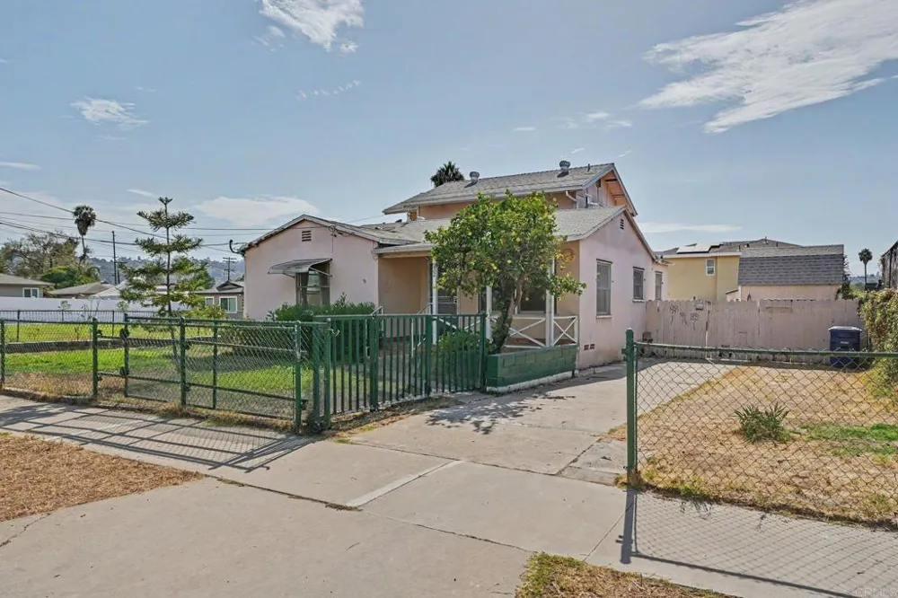 632 Claydelle Avenue El Cajon, CA 92020