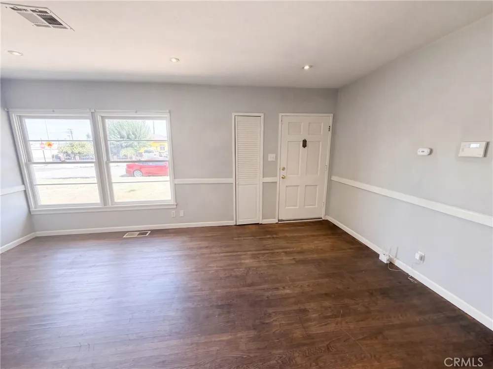 509 Calhoun Hemet, CA 92543
