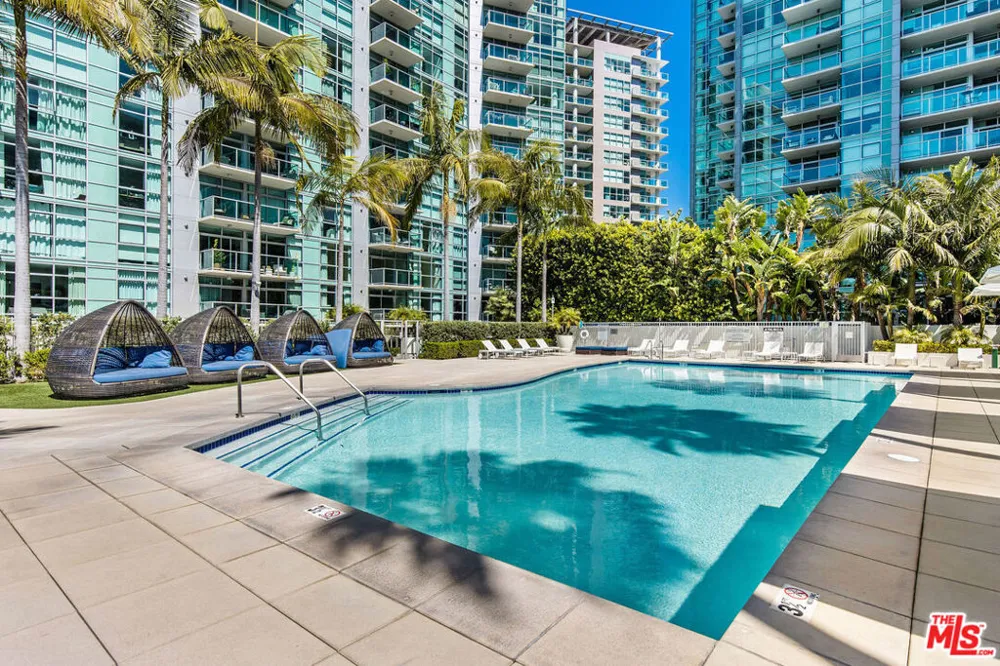 13700 MARINA POINTE DRIVE #702 Marina del Rey, CA 90292