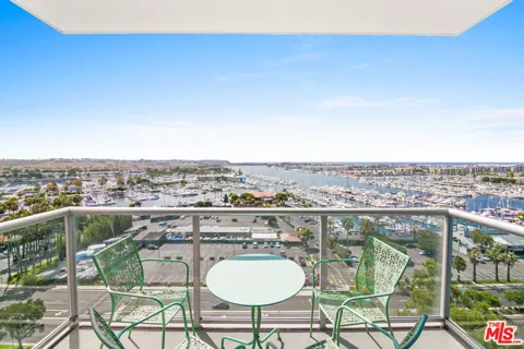 13700 MARINA POINTE DRIVE #702